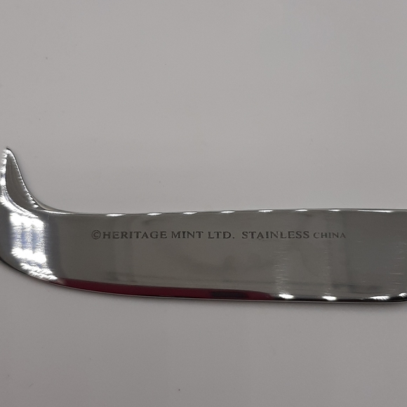 NEW Heritage Mint Ltd ROYAL ALISTER Stainless 18/10 Silverware Two Knives Spoon - Picture 4 of 9